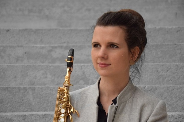 Andrea Edlbauer (saxophone)