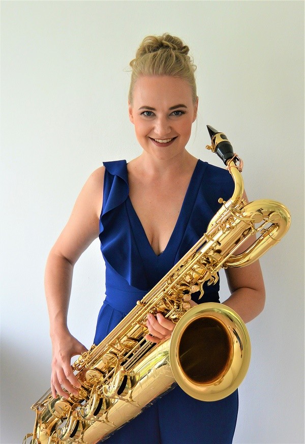 Evelyne Leeb (saxophone)